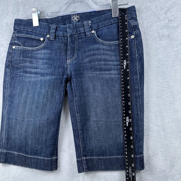 BEBE Trouser Walk Bermuda Shorts Womens Size 30 Medium Wash Low Rise Blue - Picture 9 of 10